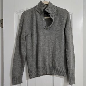 Banana Republic Heathered Gray Merino Wool Blend Men's Sweater Sz S EUC